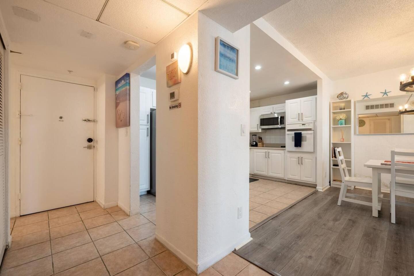 Ocean Reserve Condominium Miami Beach Exterior photo